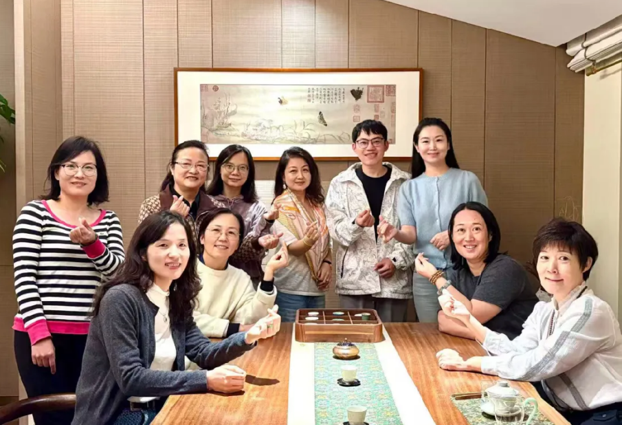 掌灯觅良缘，诸商公益红娘团初会茶话