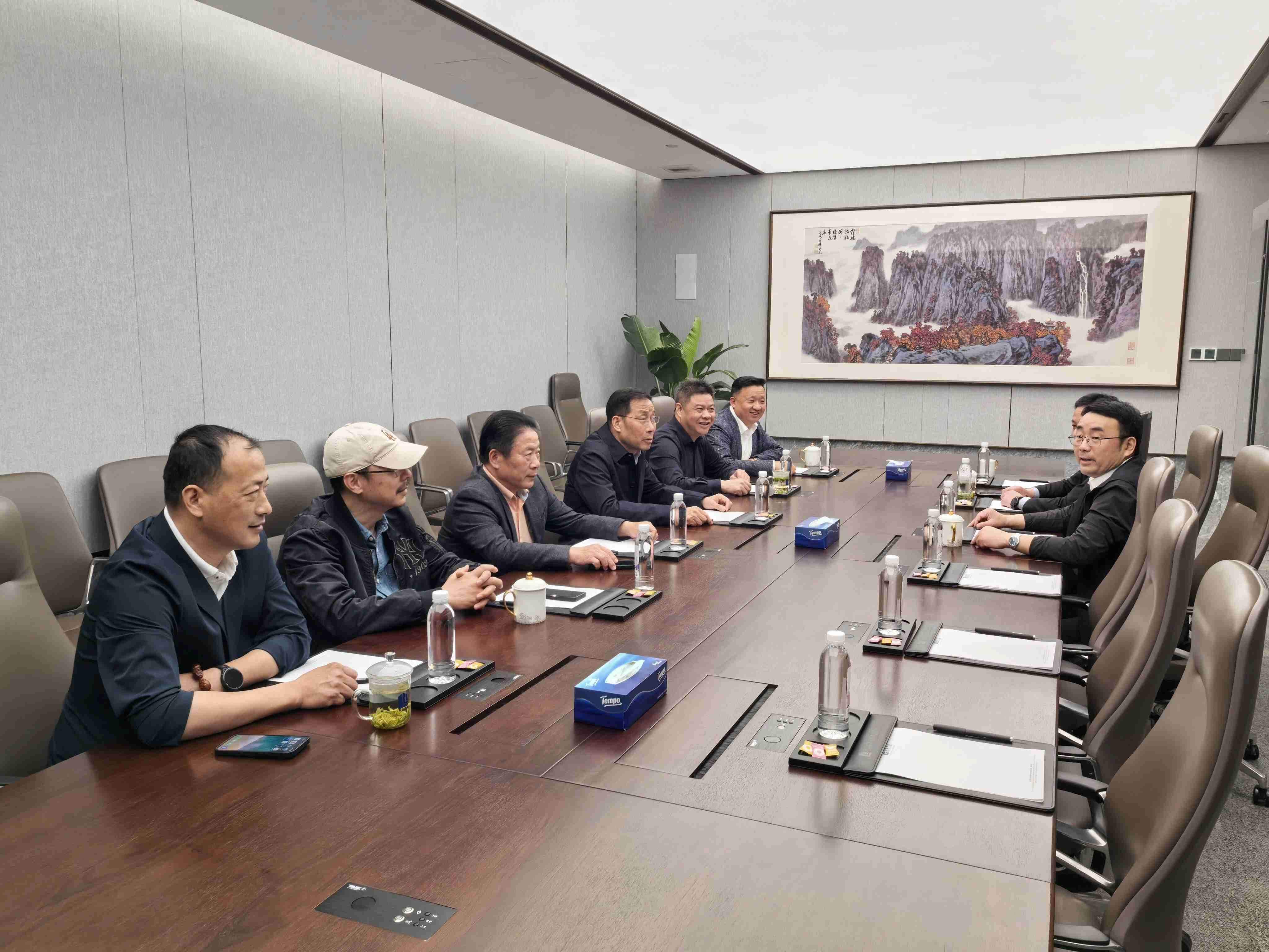 银企联动促发展 携手共赢谱新篇——诸暨农商银行赴杭州市诸暨商会开展对接交流活动